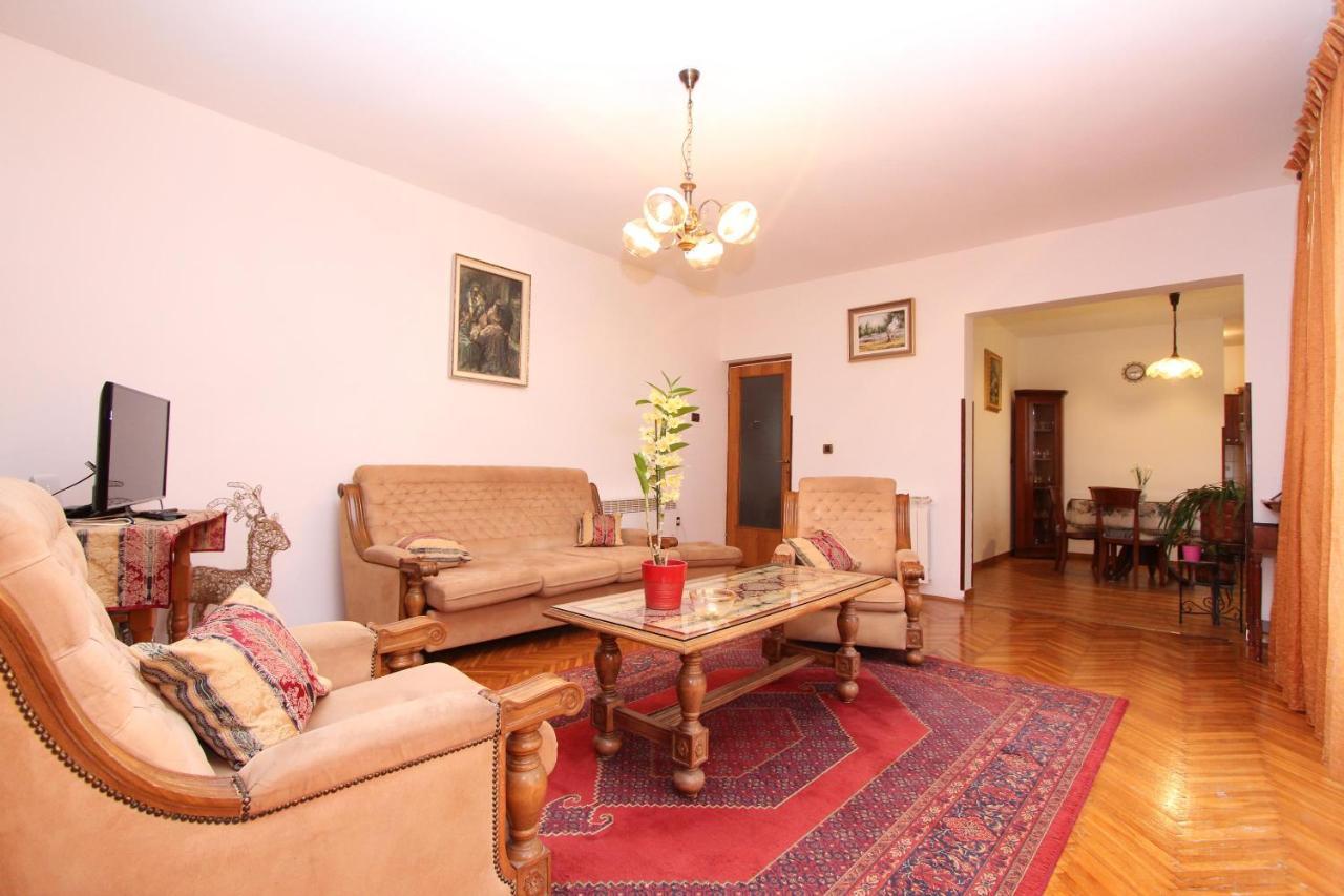 Apartment Clementina Višnjan Exterior foto